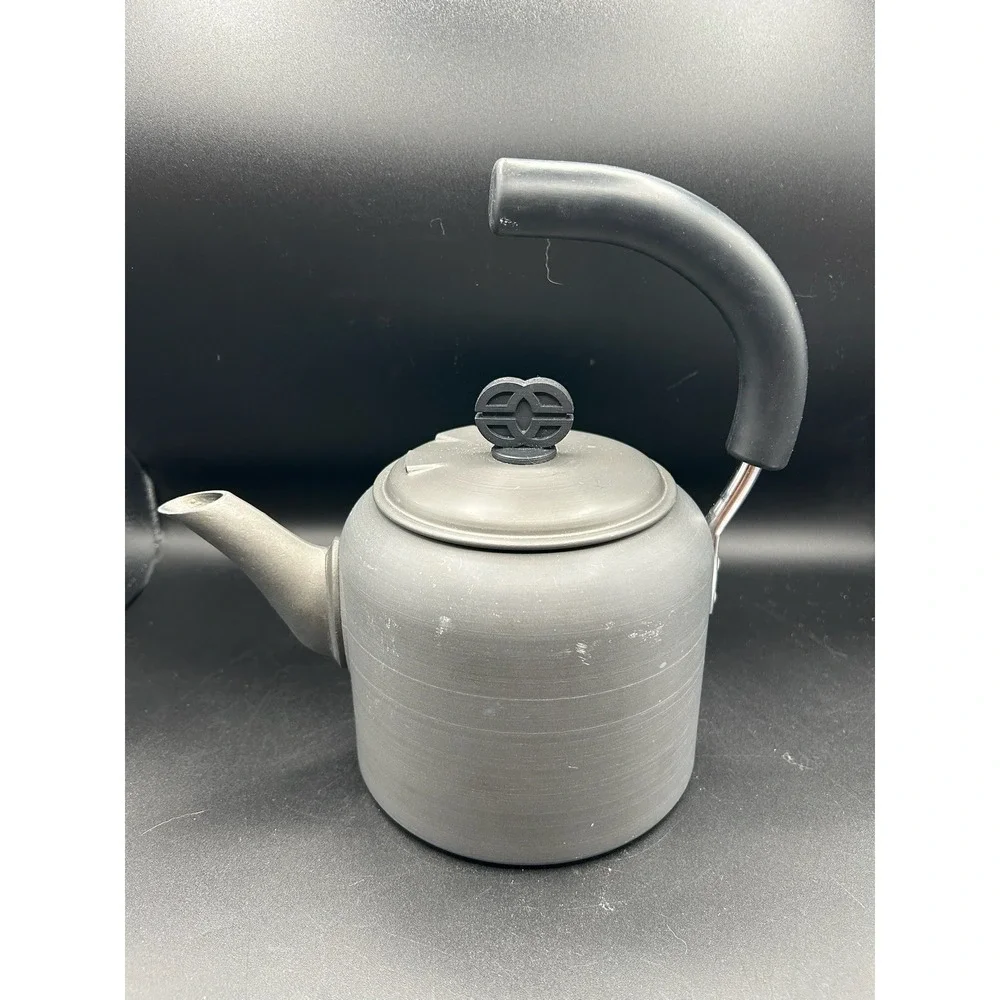 Calphalon Hard Anodized Aluminum Beehive Tea Kettle 2 QT Celtic